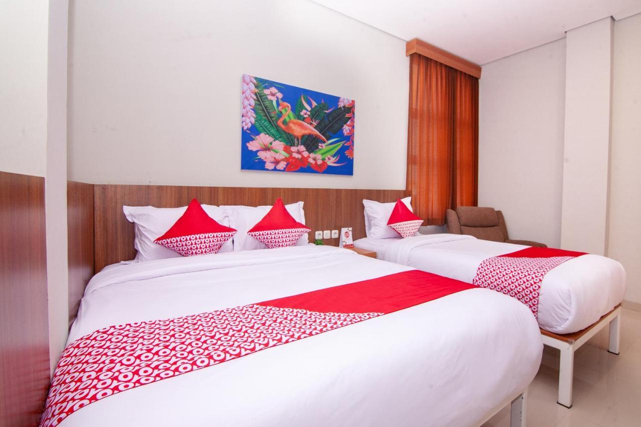 Oyo 2816 Privato Suite Kembaran Ngoại thất bức ảnh